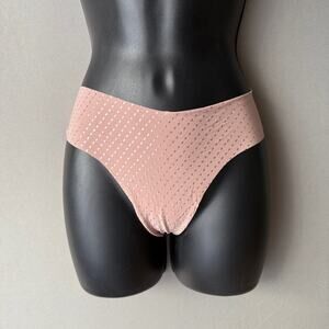Victoria's Secret Thong Size‎ M Pink NWT